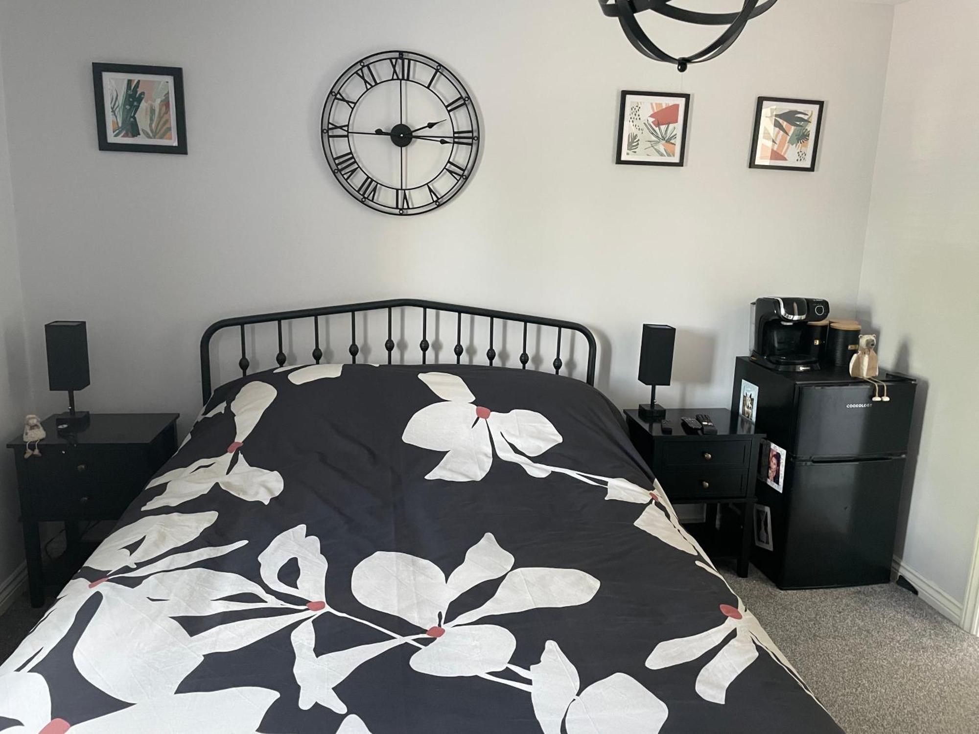 Cosy Home From Home With Private Bathroom - Free Parking Cardiff Exteriör bild