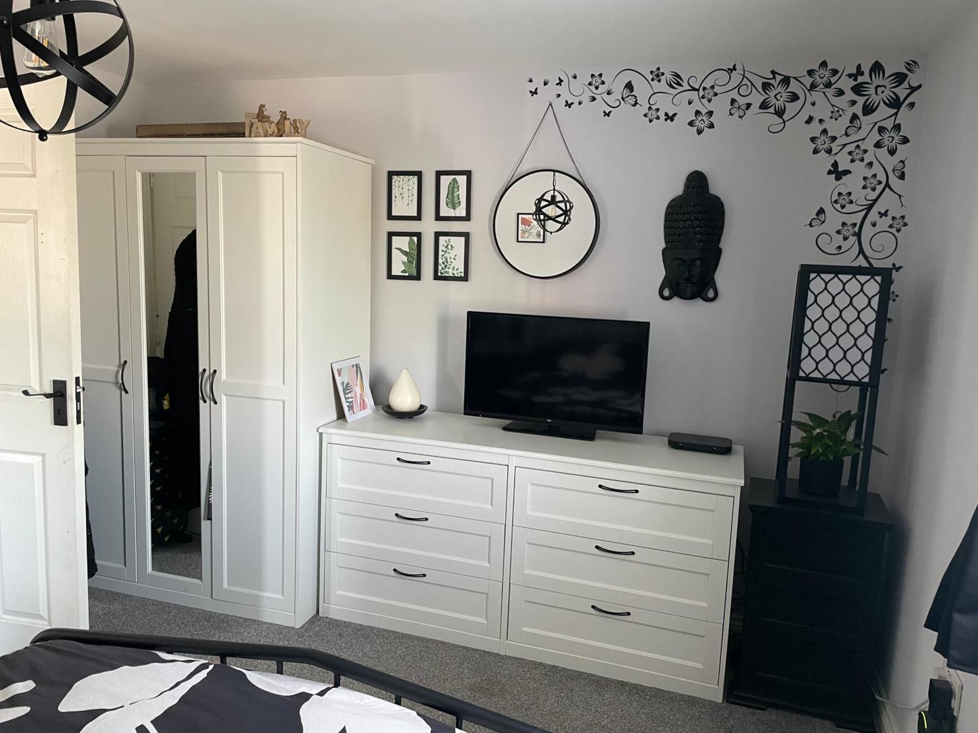 Cosy Home From Home With Private Bathroom - Free Parking Cardiff Exteriör bild